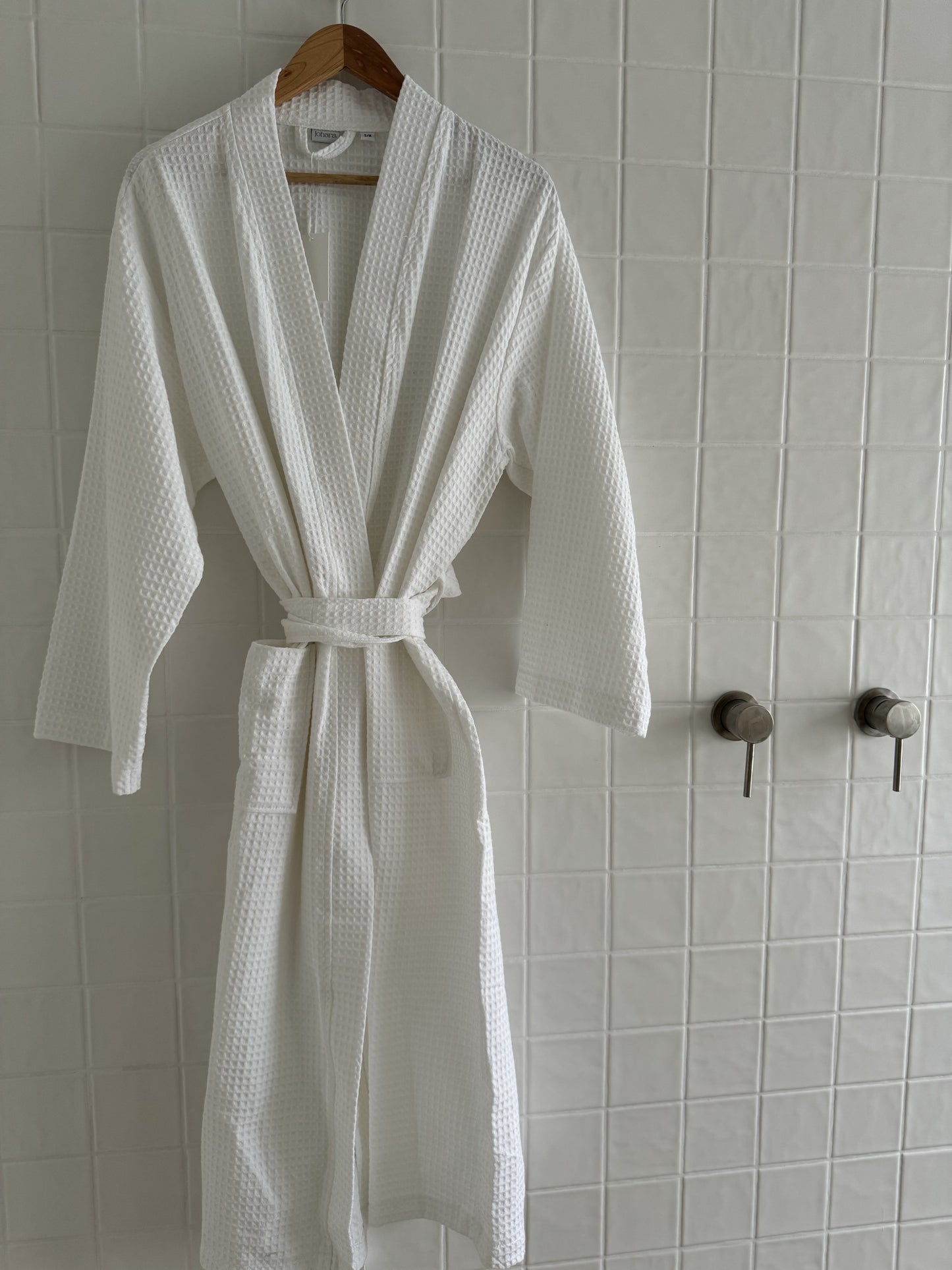 NEW Resort White Waffle Robe